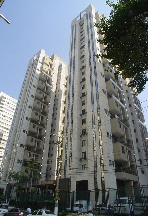 Twin Tower I