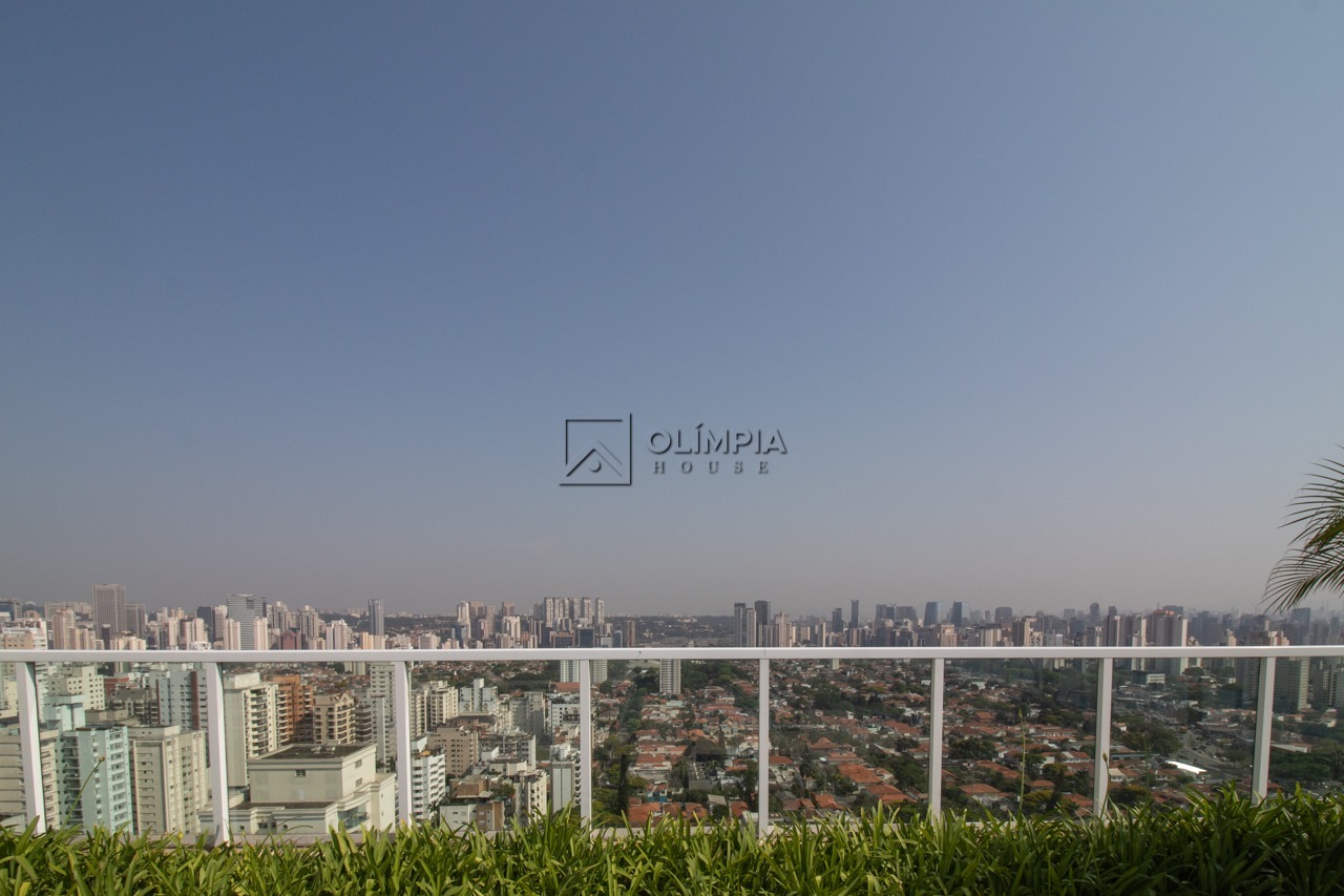 Cosmopolitan High Garden