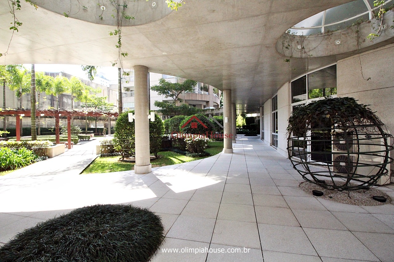 Upscale