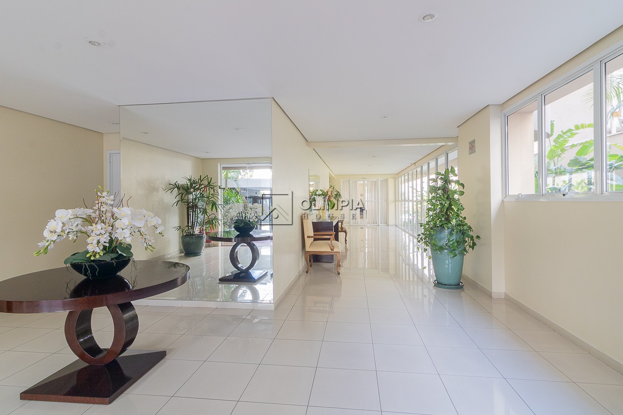 Inside Vila Olímpia