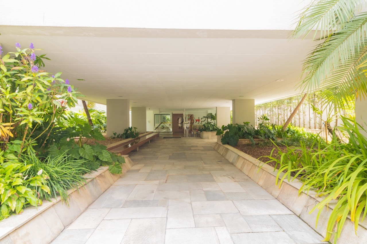 Condomínio Edifício Lactanea