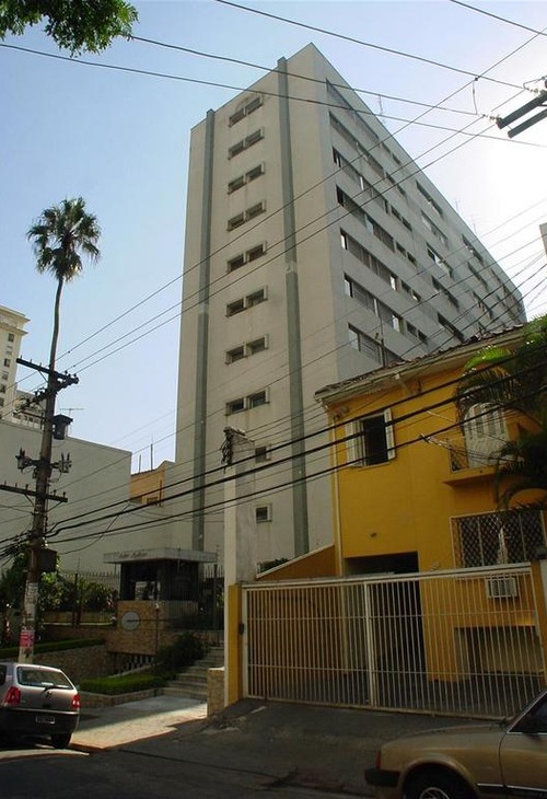 Condomínio Edifício Lactanea