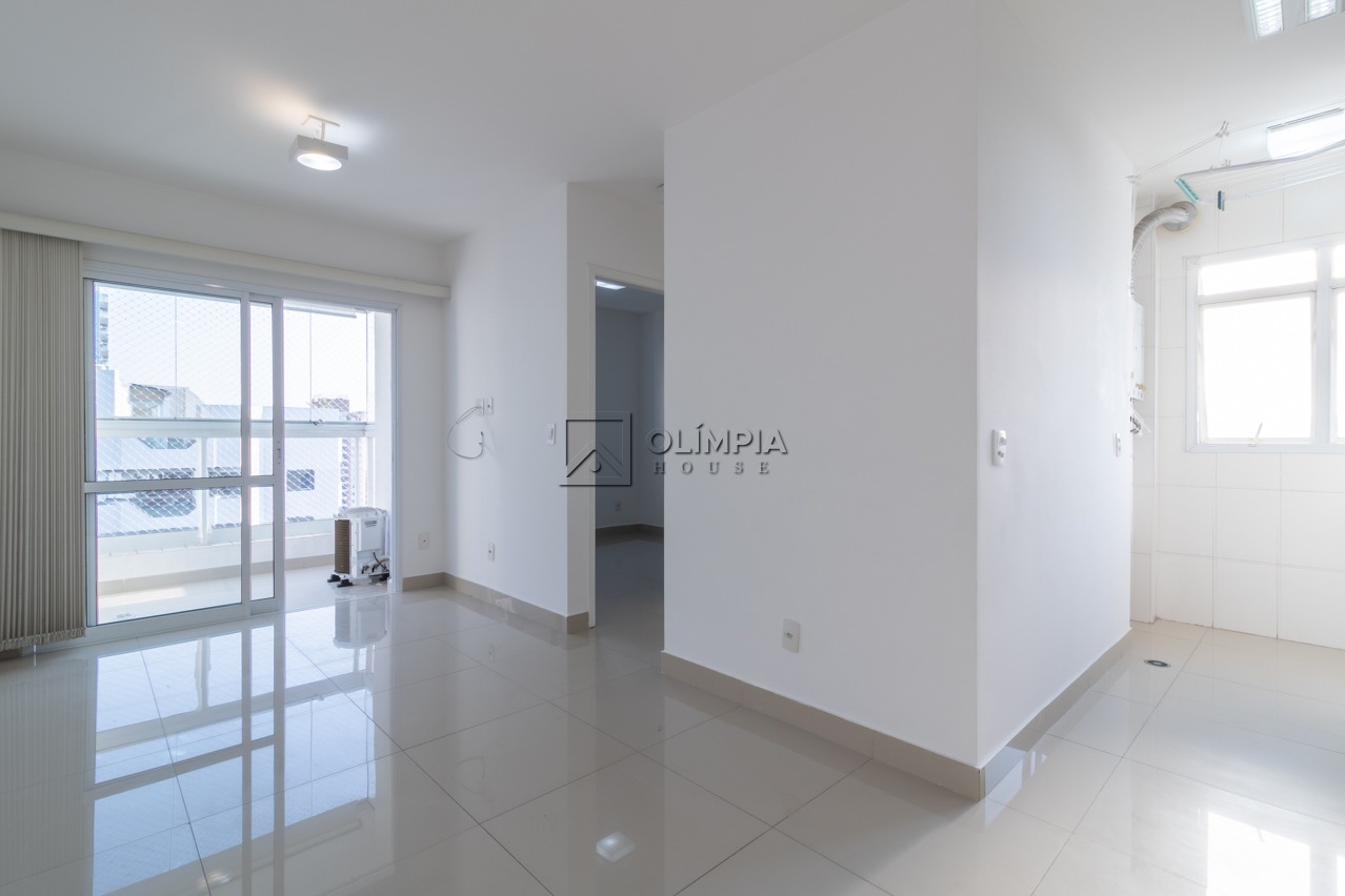 Gomes de Carvalho, 300