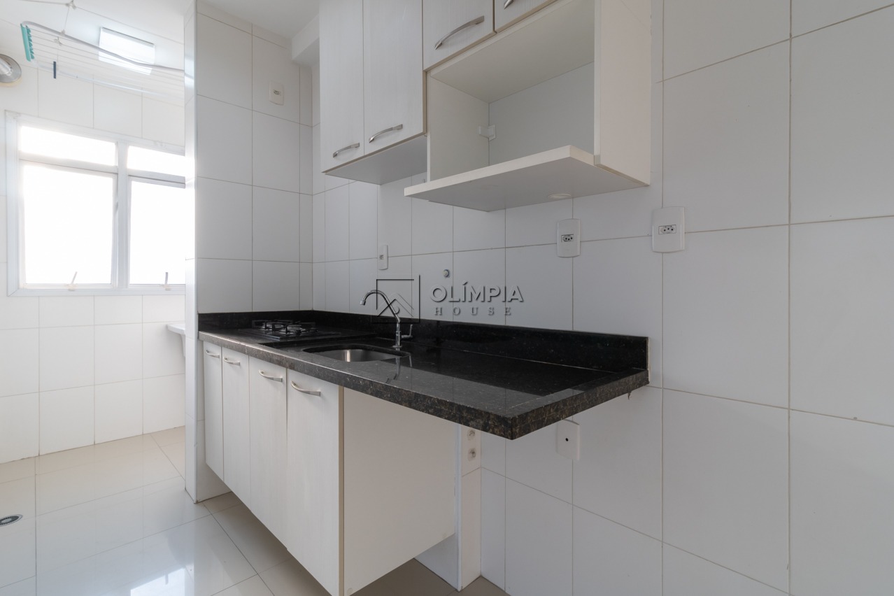 Gomes de Carvalho, 300