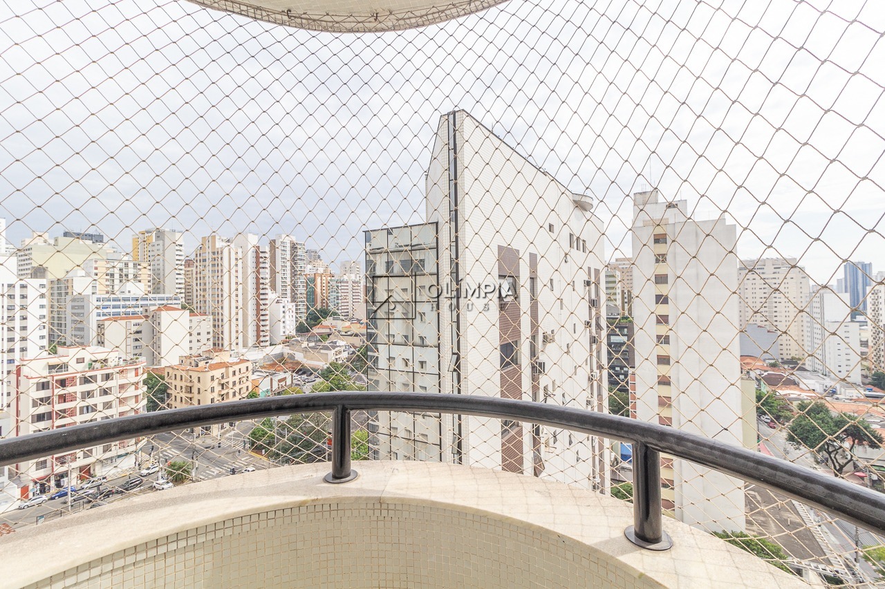 Doutor Cândido Espinheira, 439