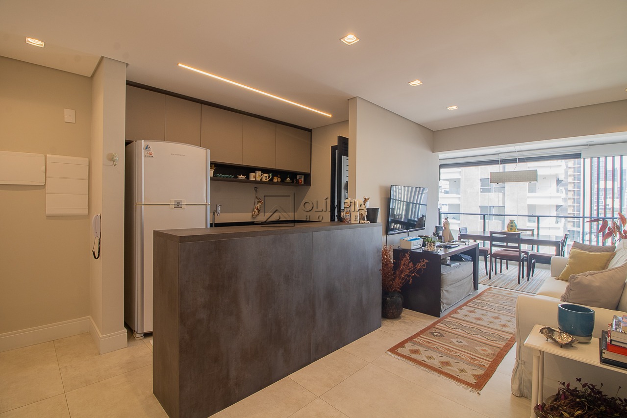 dos Pinheiros, 801