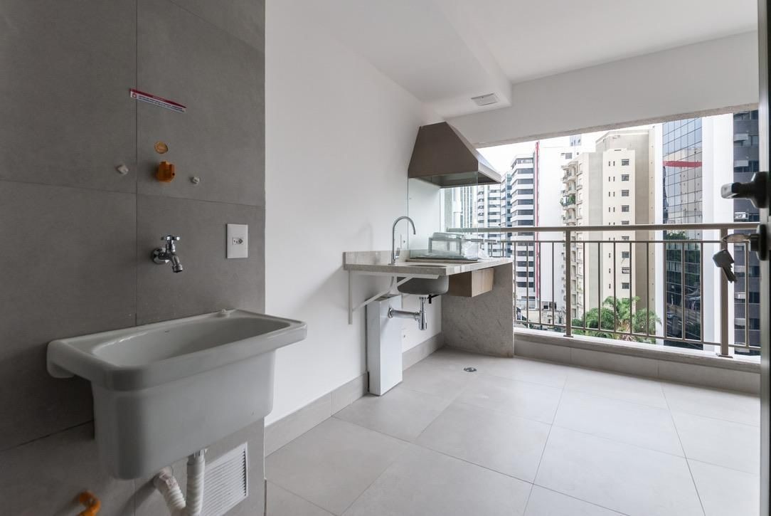 Lins de Vasconcelos, 3299