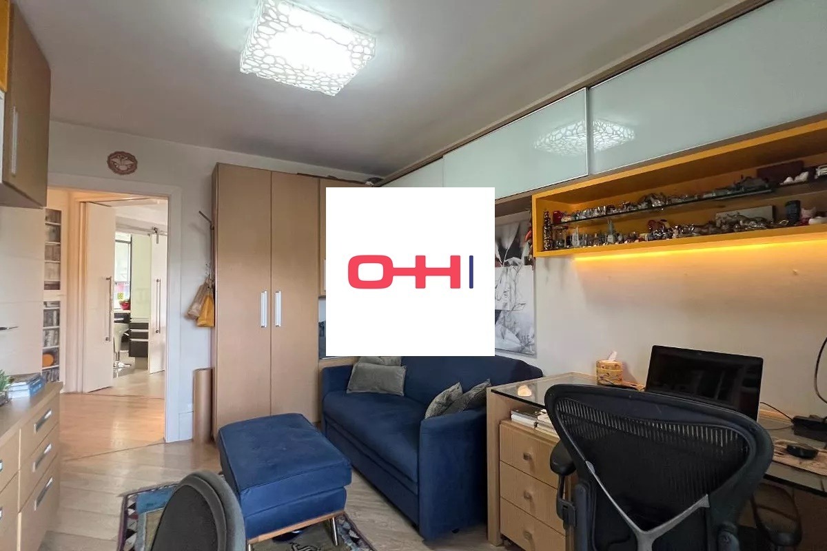 Leão Coroado, 153