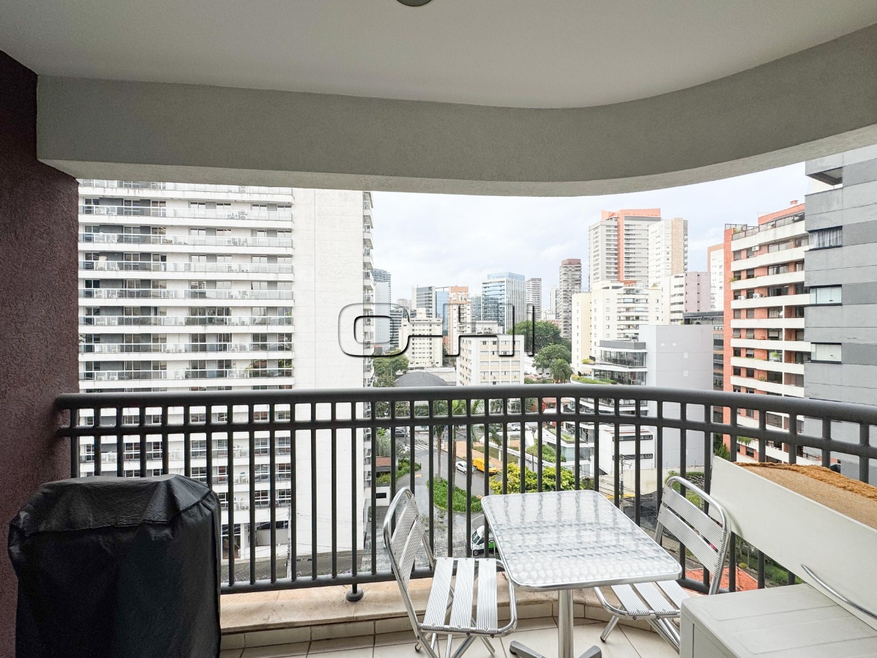 Gomes de Carvalho, 1050