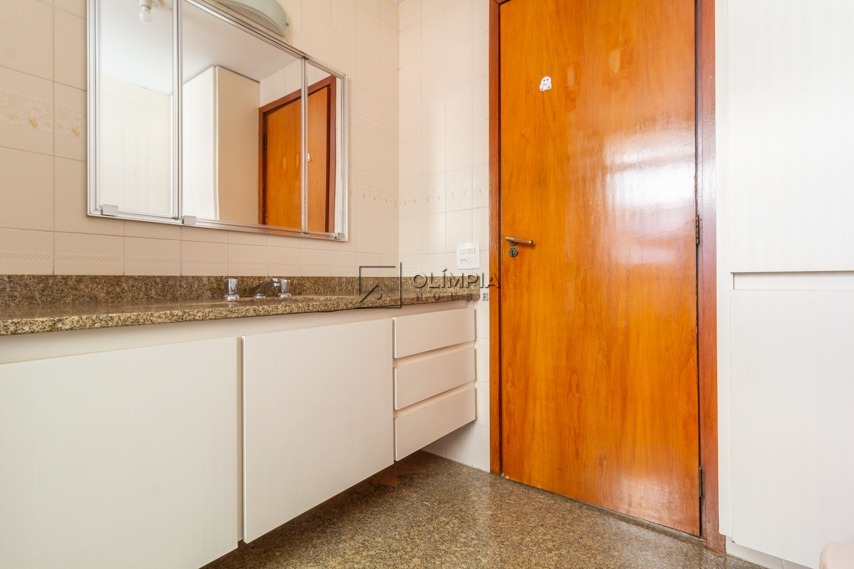 Abílio Soares, 593
