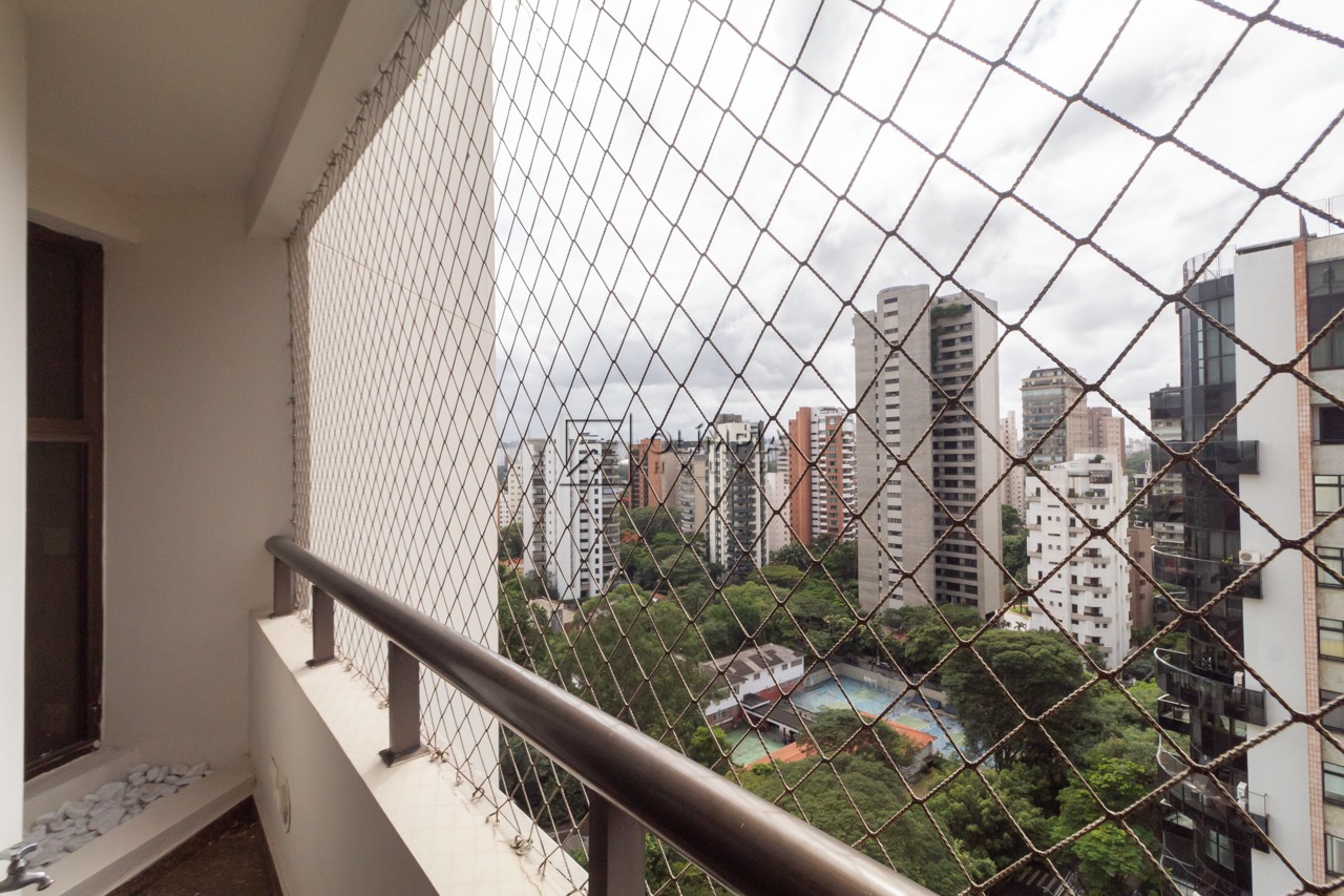 Brás Cardoso, 639