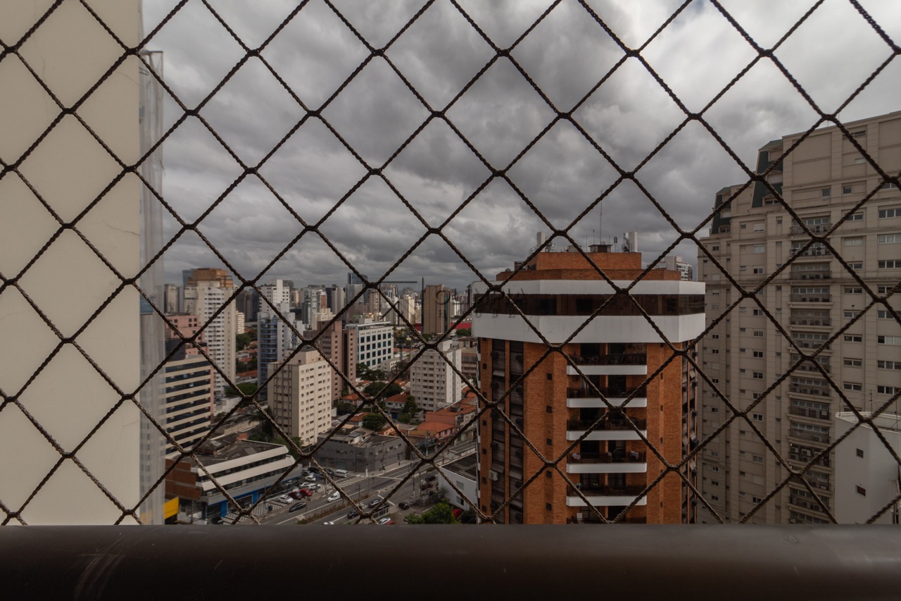 Brás Cardoso, 639