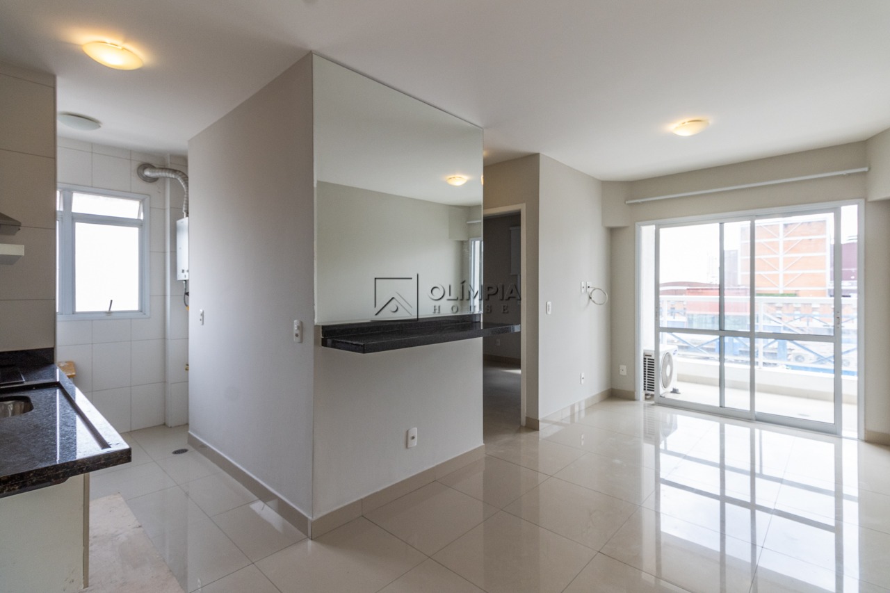 Gomes de Carvalho, 300