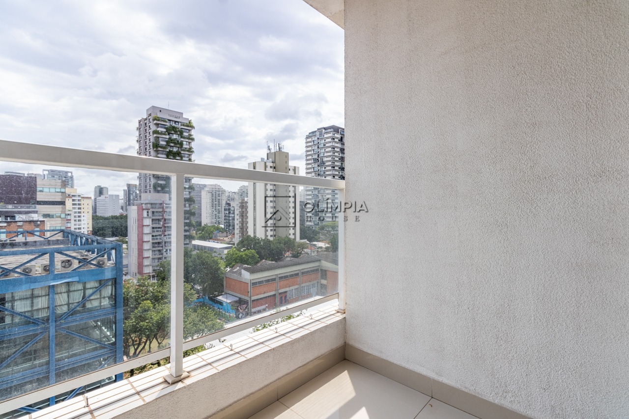 Gomes de Carvalho, 300