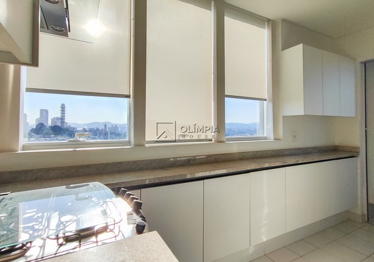 Camburiú, 651