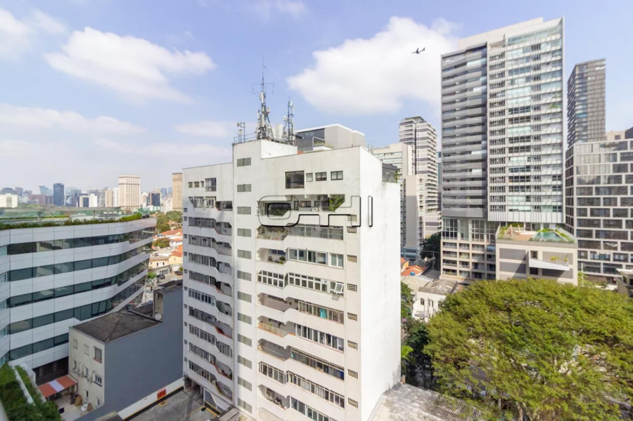 dos Pinheiros, 1057