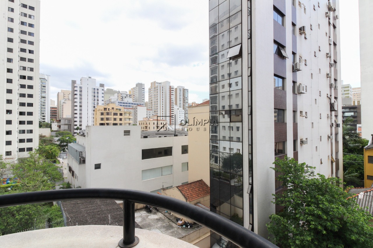 Doutor Cândido Espinheira, 439