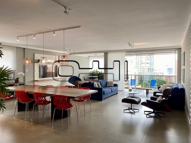 Doutor Albuquerque Lins, 574