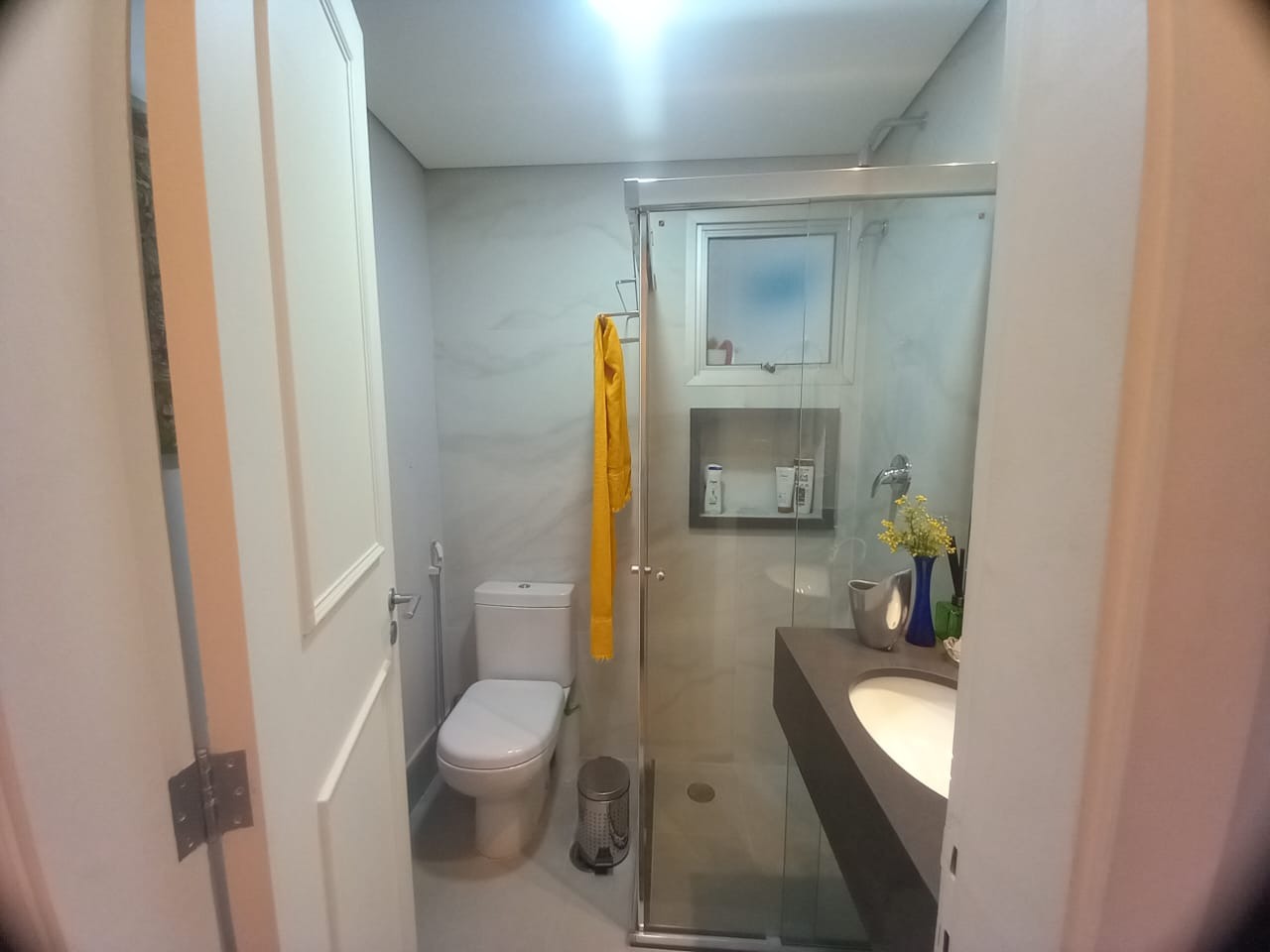 Aratãs, 909