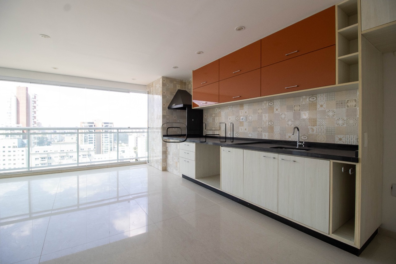 Correia Dias, 530