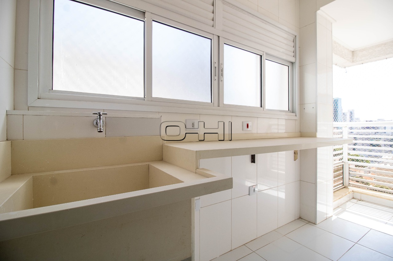 Correia Dias, 530