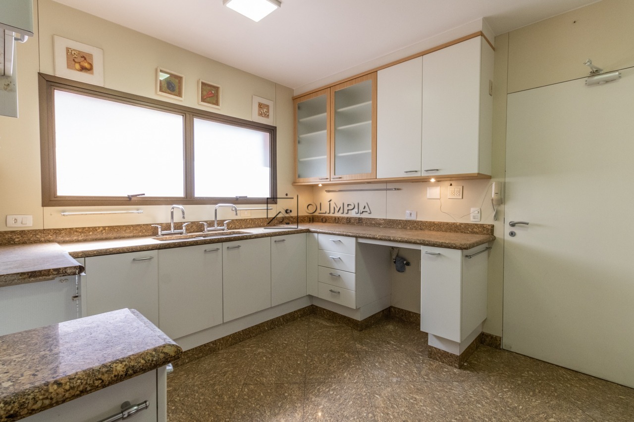Casa Branca, 492