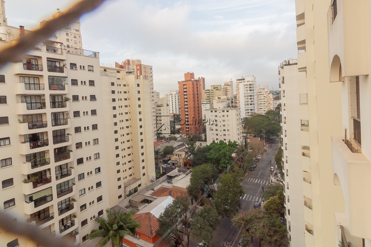 Aratãs, 614