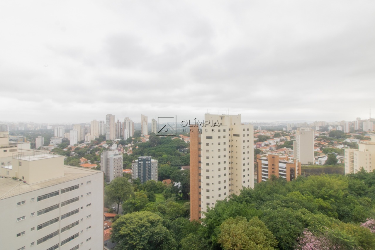 Senador César Lacerda Vergueiro, 323
