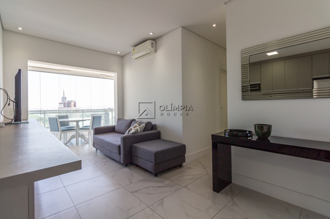 Pais Leme, 215