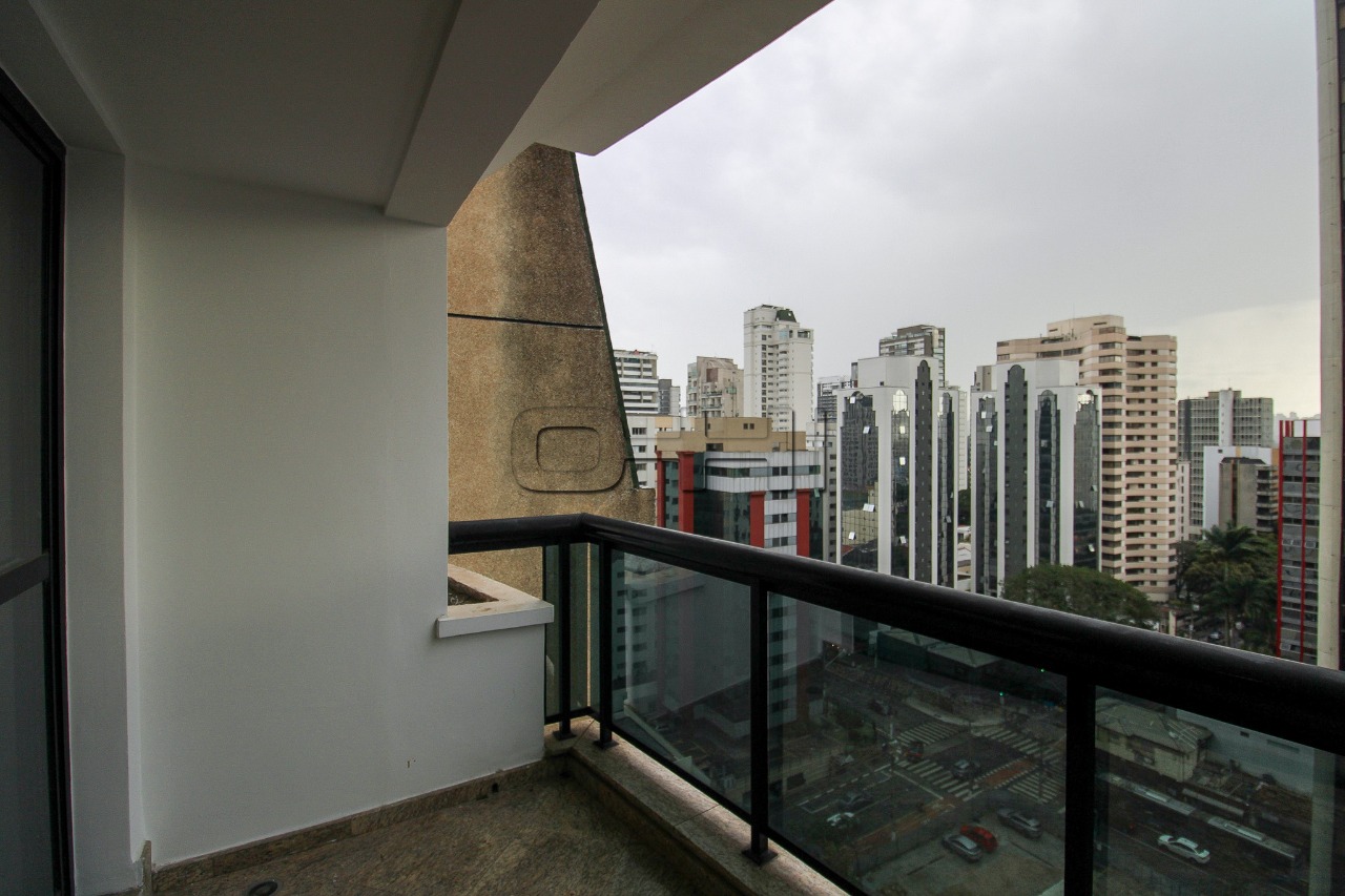 Divino Salvador, 175