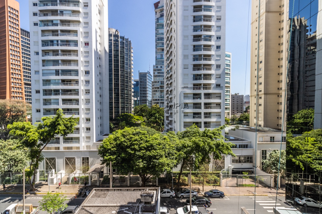 Peixoto Gomide, 581