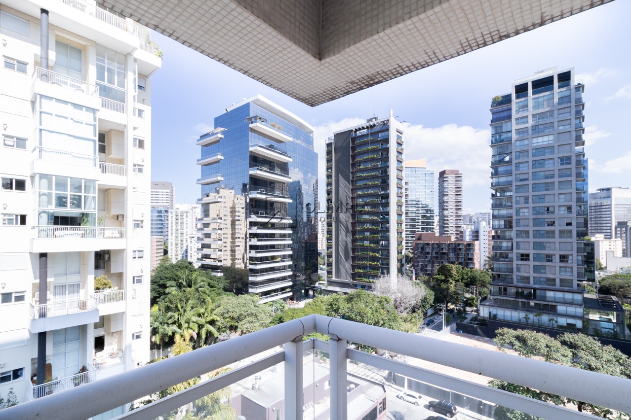 Silva Correia, 168