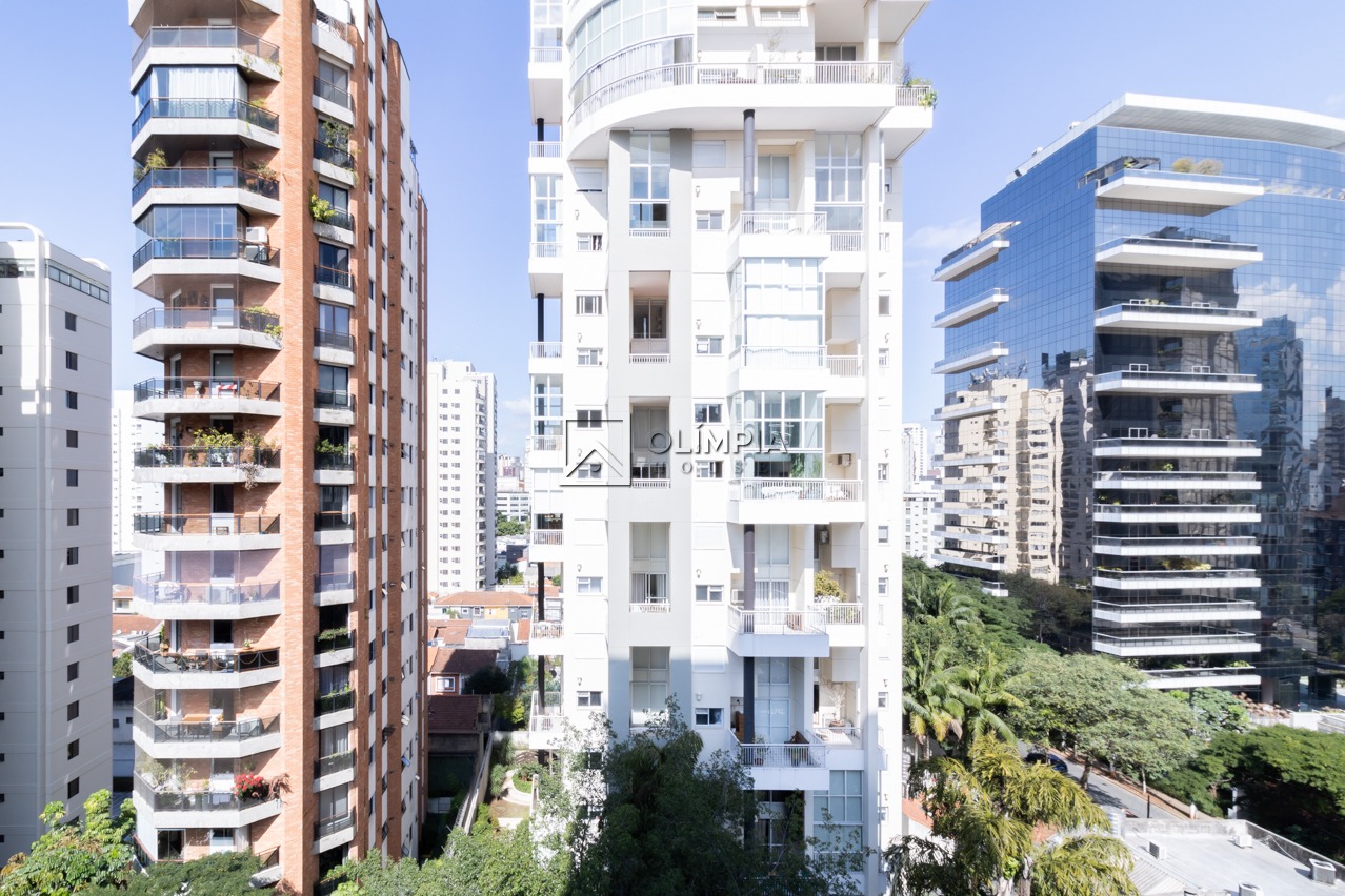 Silva Correia, 168