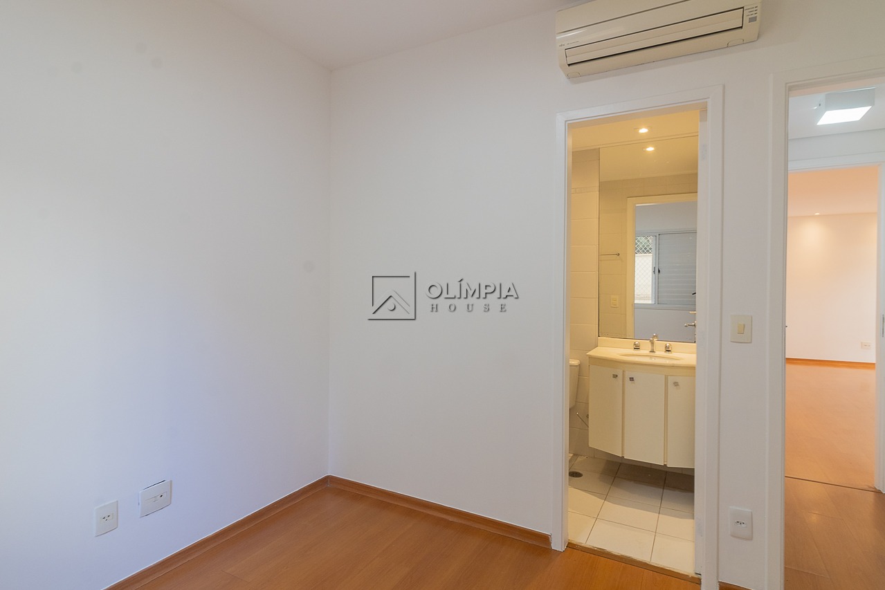 Alves Guimarães, 470