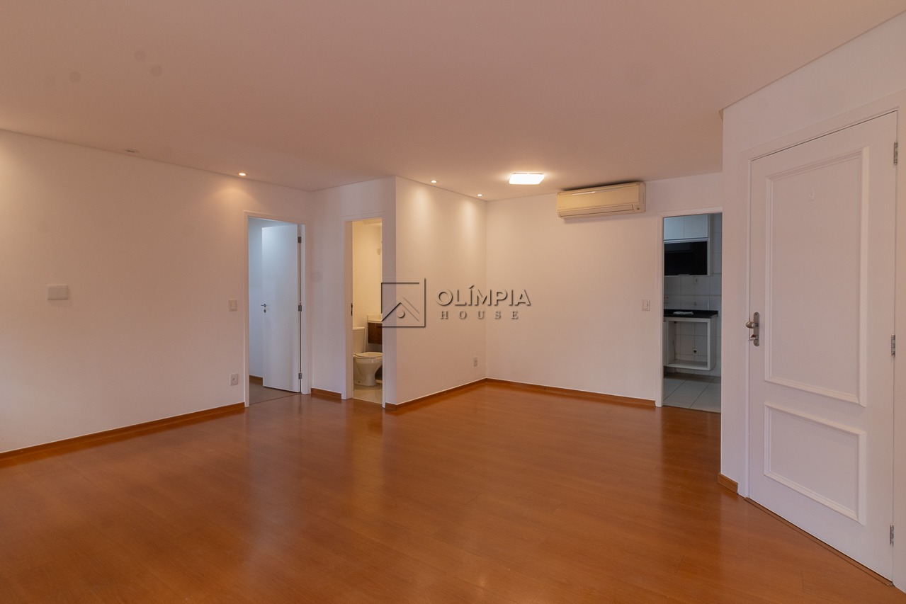 Alves Guimarães, 470
