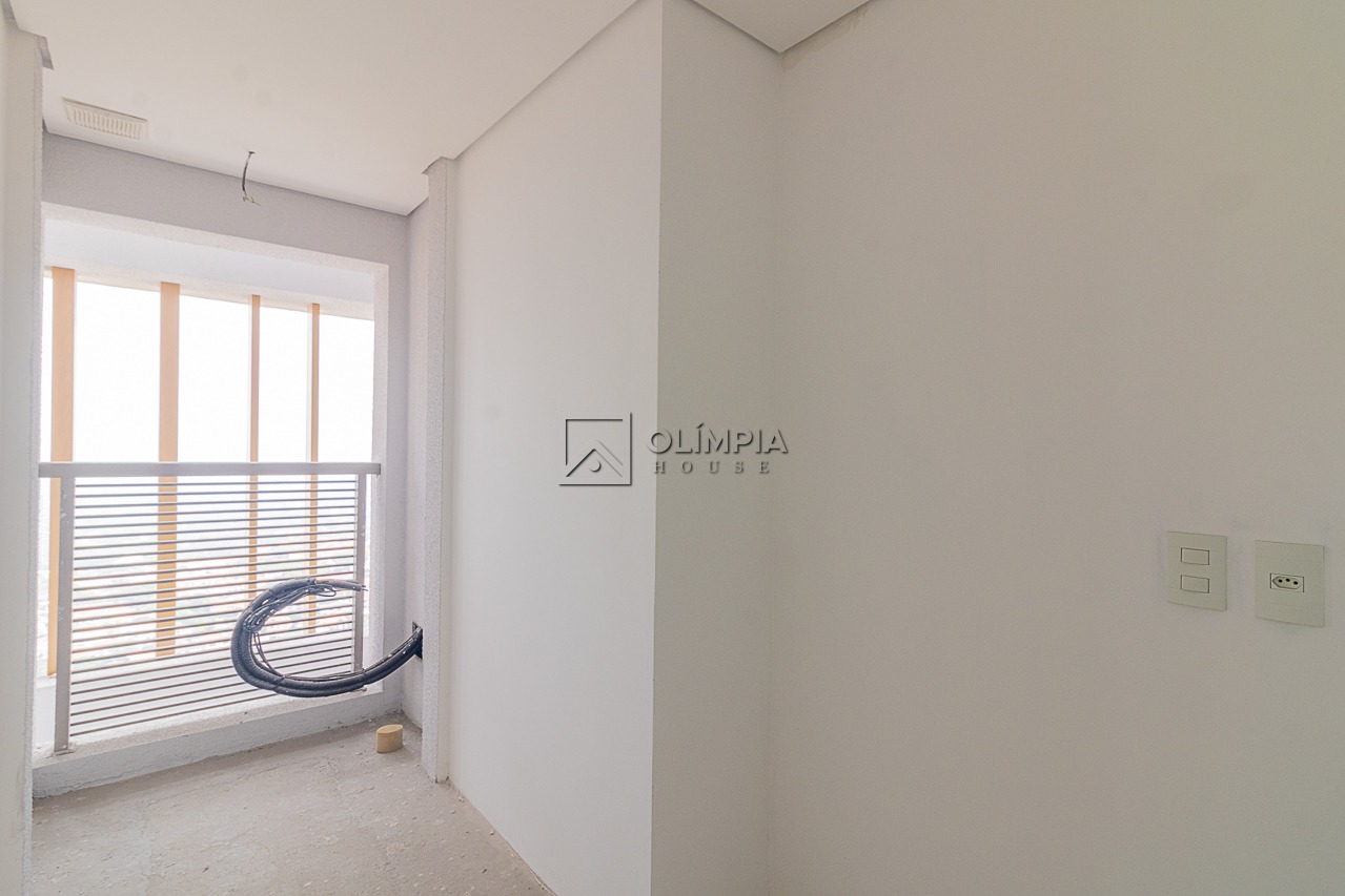 Senador César Lacerda Vergueiro, 470