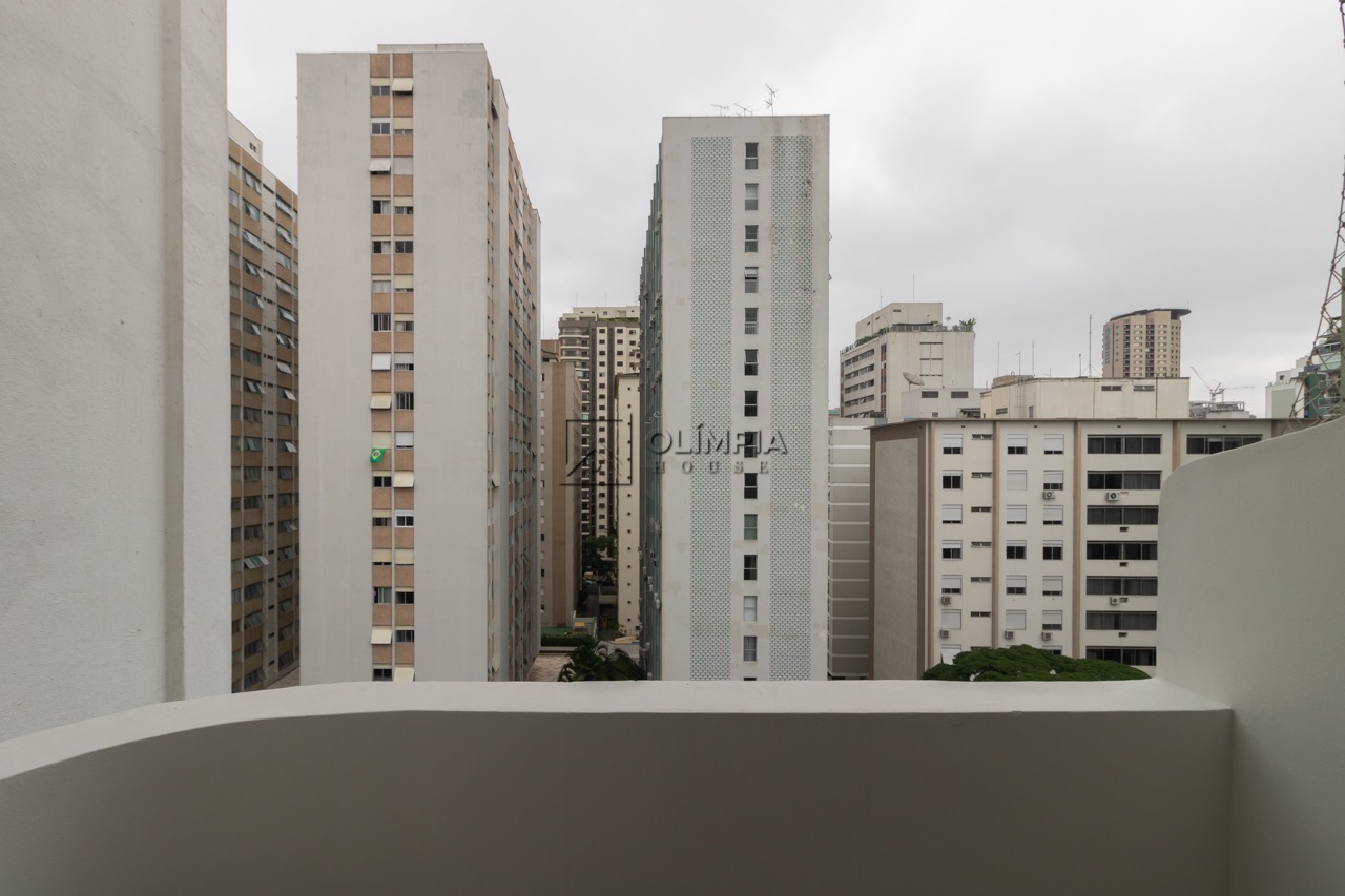 Pedroso Alvarenga, 348