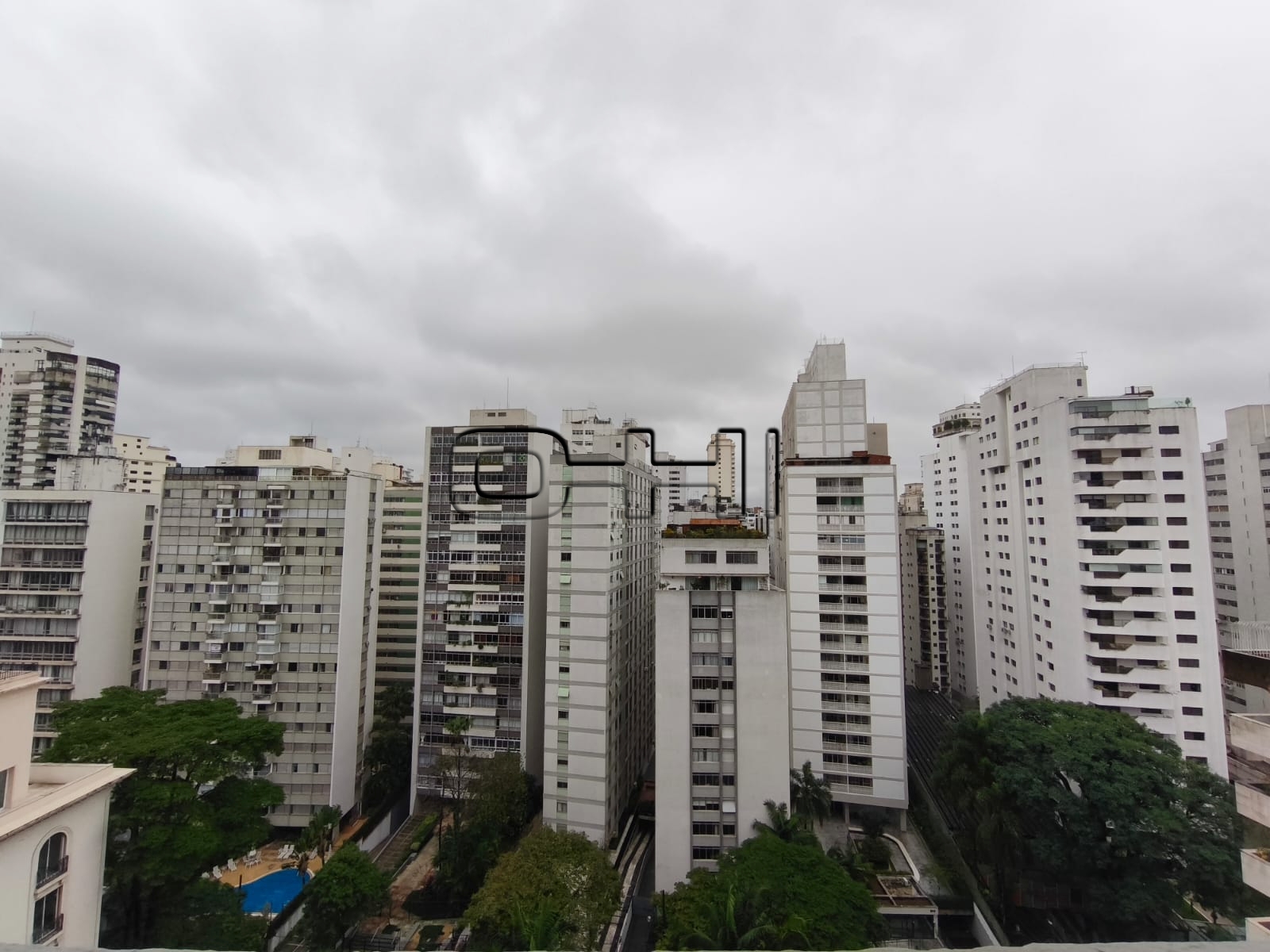 Doutor Albuquerque Lins, 915