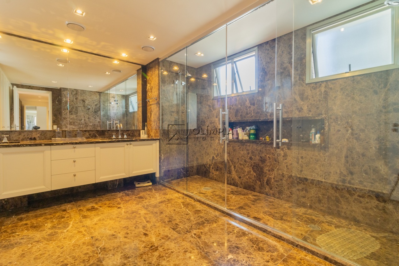 Zacarias de Gois, 728