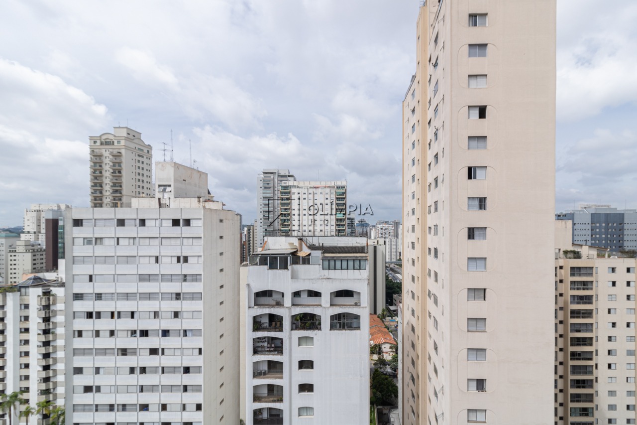 Vieira de Morais, 79