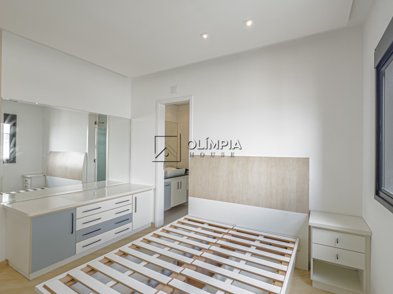 Arruda Alvim, 297