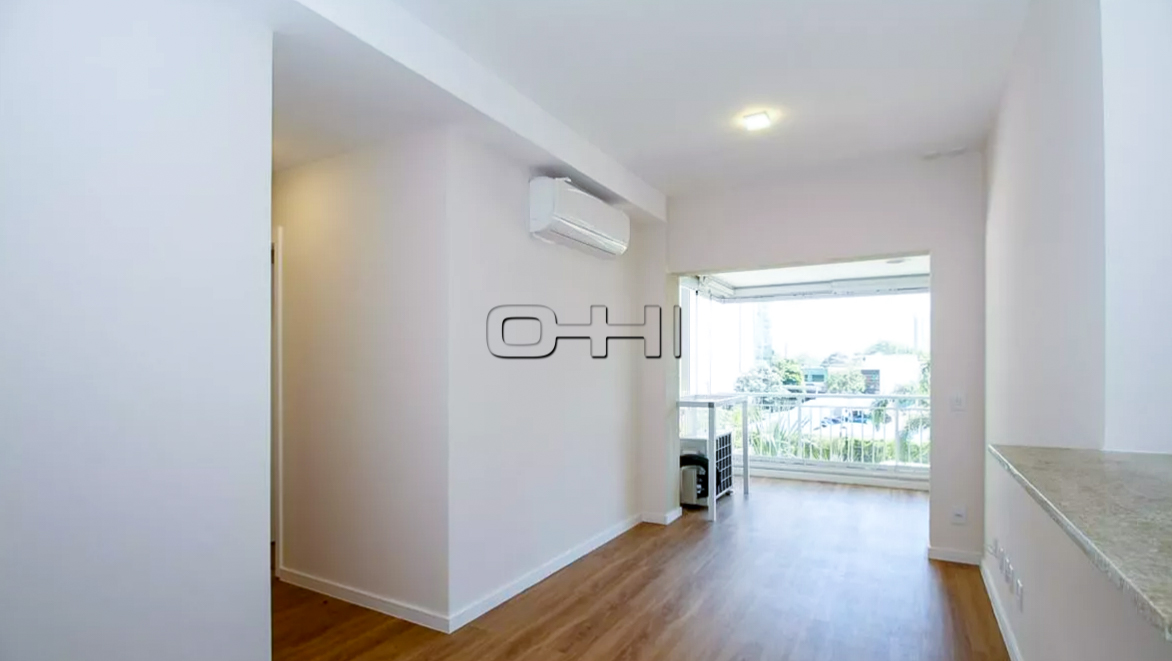 Pais Leme, 215
