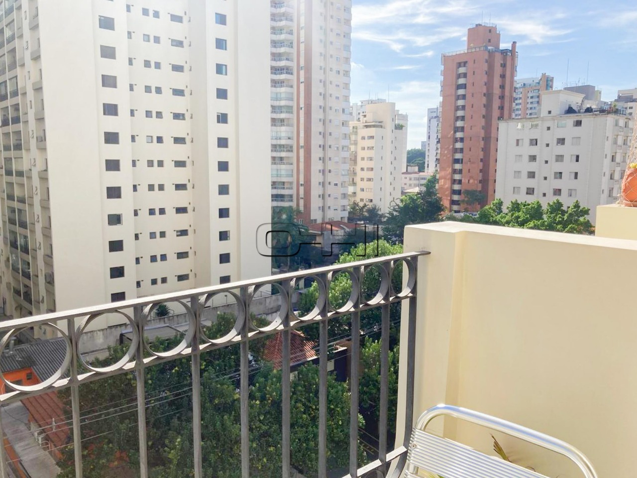 Aratãs, 650