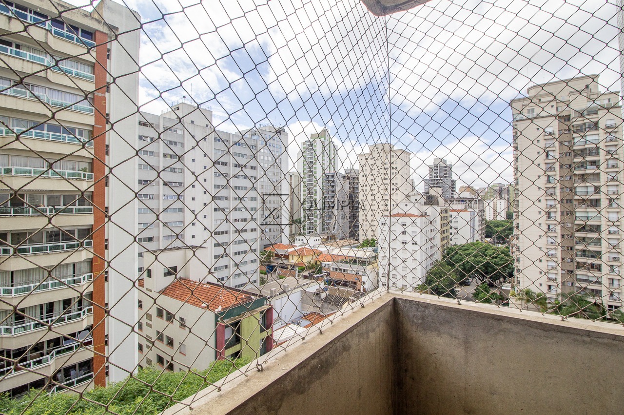Sampaio Viana, 323