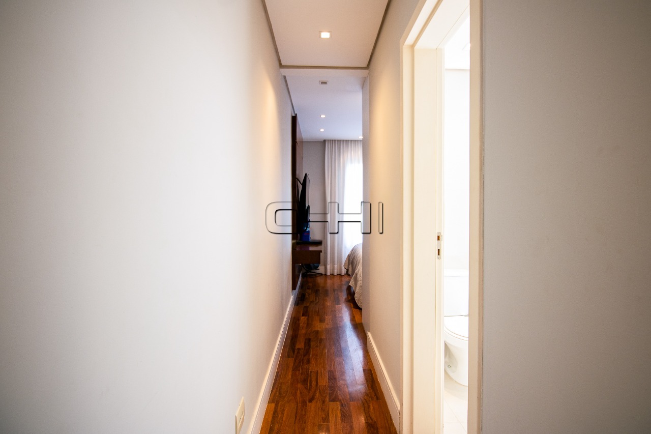 Job Lane, 590