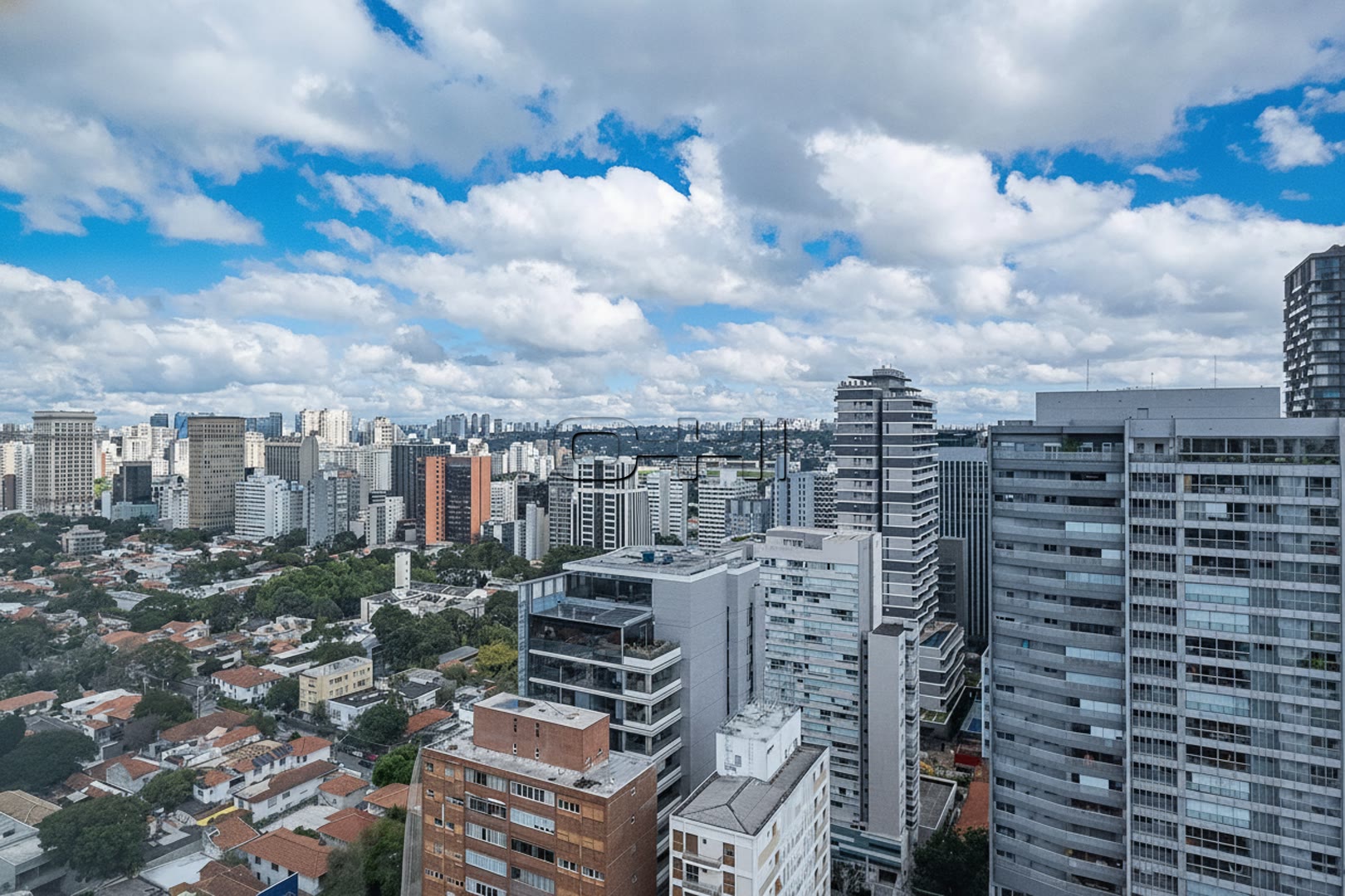 dos Pinheiros, 1057