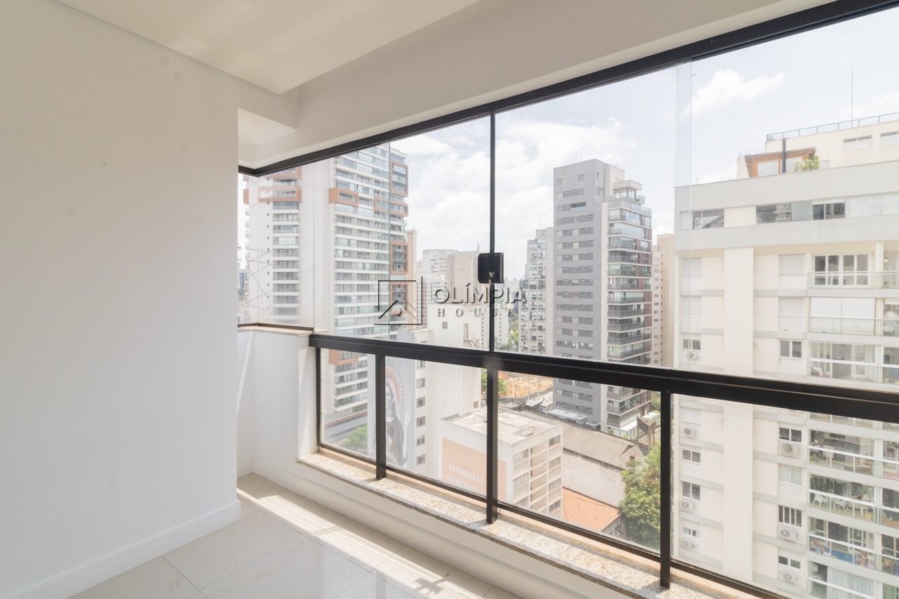 Bueno Brandão, 435