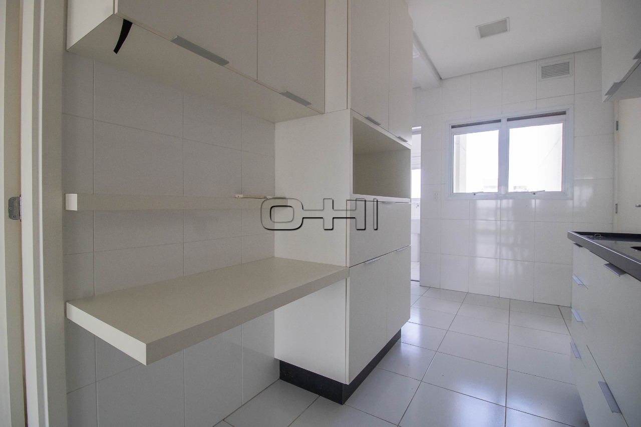 Correia Dias, 530