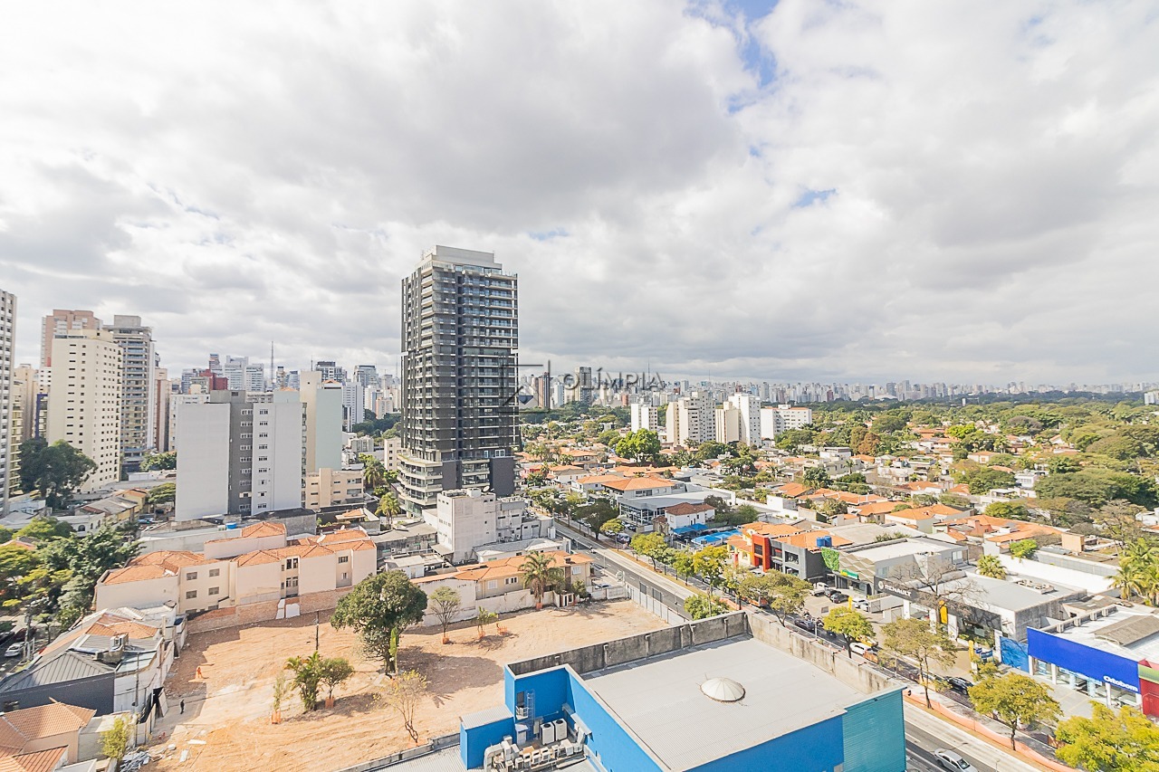 dos Pinheiros, 623
