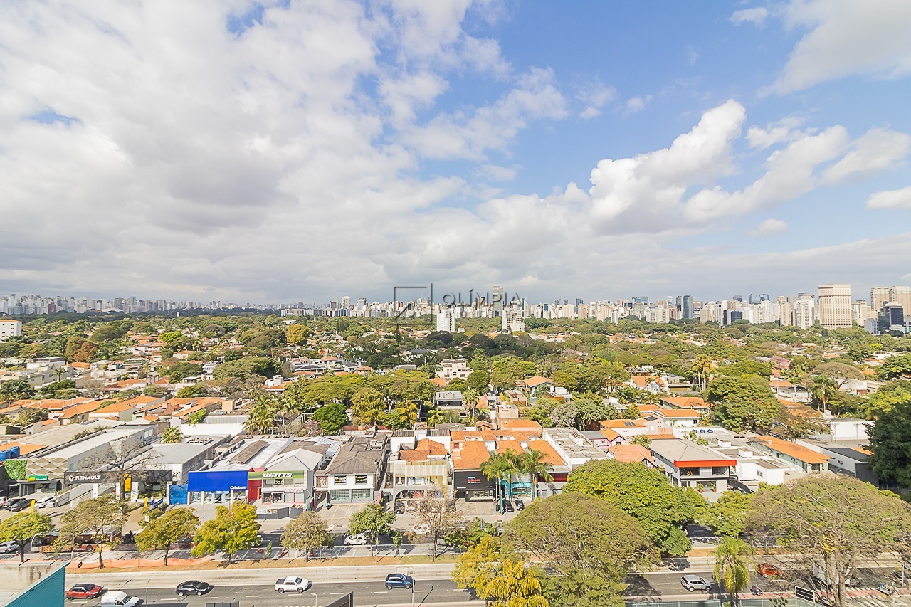 dos Pinheiros, 623